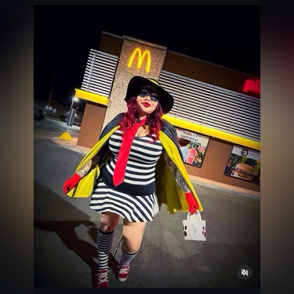 McDonald’s inspired cosplay Costume with Red Tie and Gloves L/XL - Picture 5 of 6